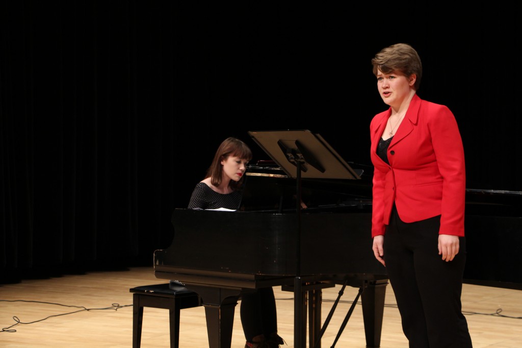 Bronwen McVeigh (piano), Zanna Feldkamp (soprano) perform McVeigh’s setting of Anita Skeen’s “Elegy for Wings.”